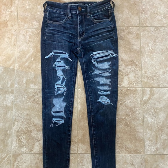 Women’s American Eagle High-Waisted Jeggings - Picture 5 of 8